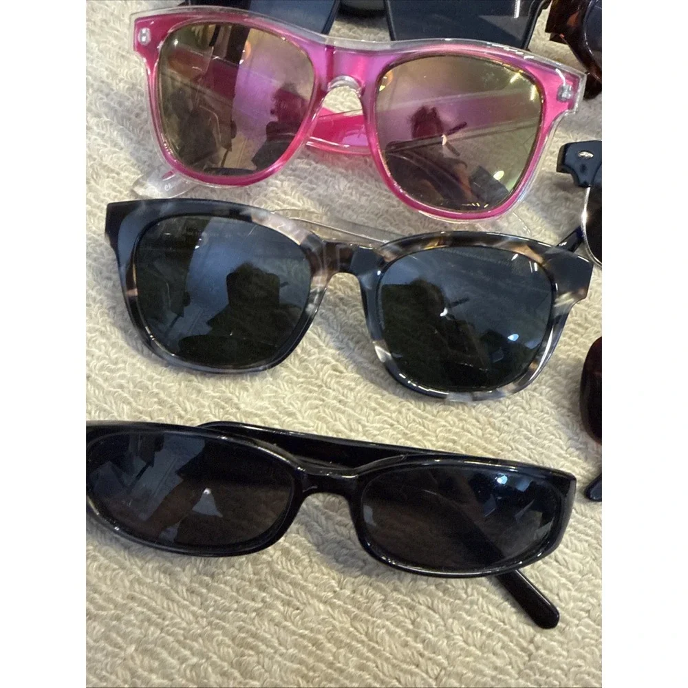 9 prs Cat Eye & Aviators sunglasses:Joe Boxer,Cariblue,Loft,Claiborne,LaDeesse+
